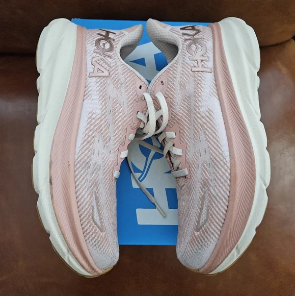 Hoka Clifton 9 women's size 7 - Picture 4 of 15